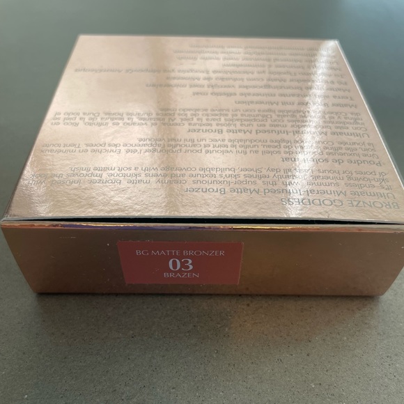 BNIB Estée Lauder Bronze Goddess Bronzer in 03 Brazen - Picture 4 of 5